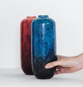 Set of 2 Decorative Glass Vases